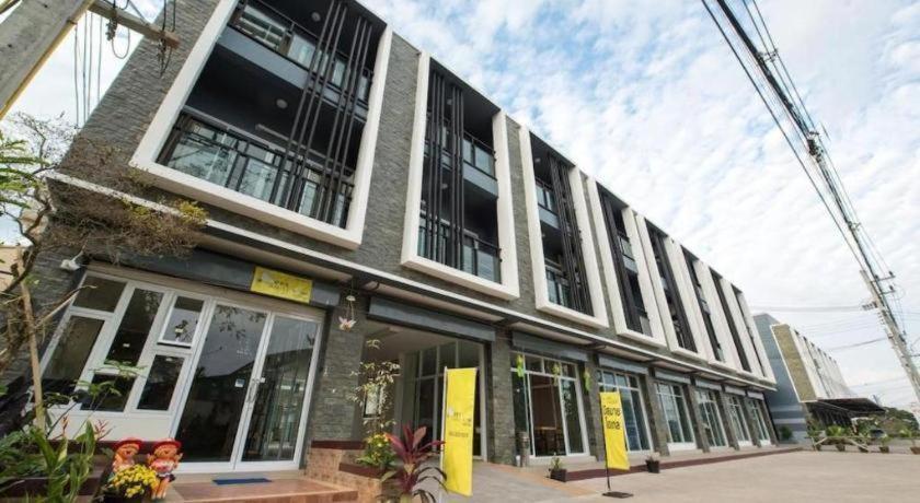 Bees Smile Hotel تْشينيغْرايْ المظهر الخارجي الصورة